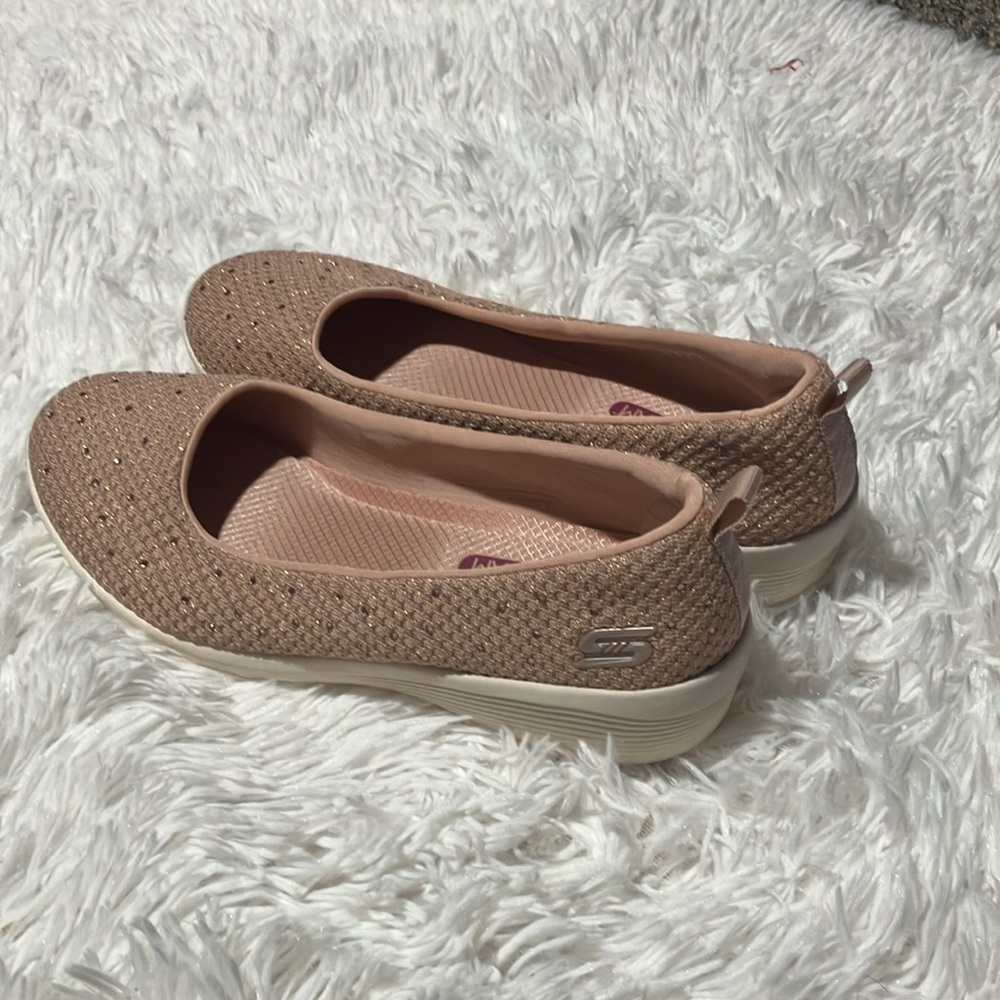 Skechers Women's Beige Knit Flats - Picture 4 of 7